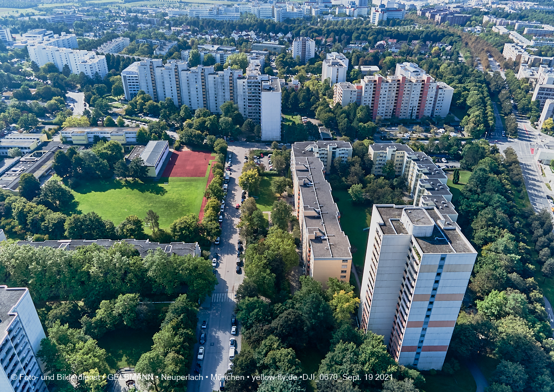 19.09.2021 - Wohnanlage Annette-Kolb-Anger und Umgebung in Neuperlach 